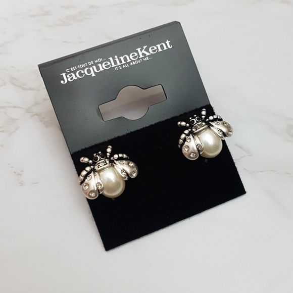 Jacqueline Kent Jewelry - Queen Bee Silver Pearl Studs